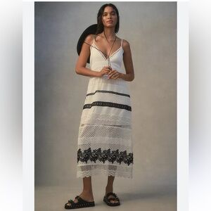 Anthropologie Sleeveless VNeck Lace Midi Dress size Small New without tag